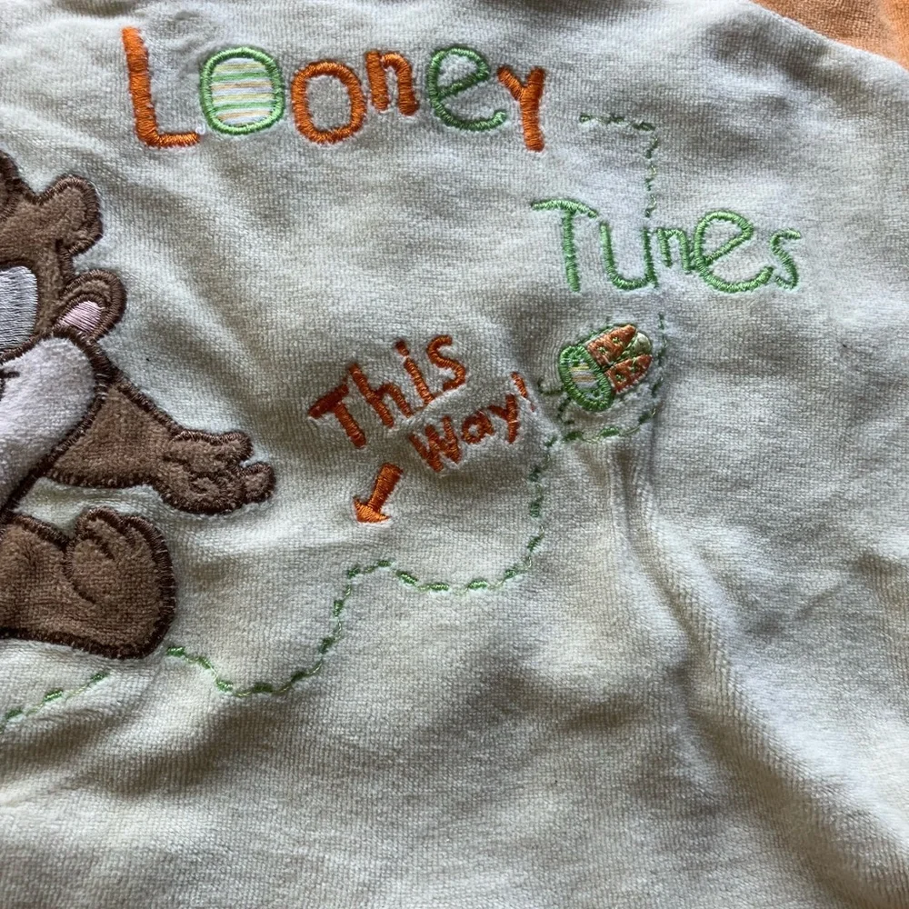 Vintage Looney Tunes Baby Taz Baby Tweety Velour Explorer Baby Onesie